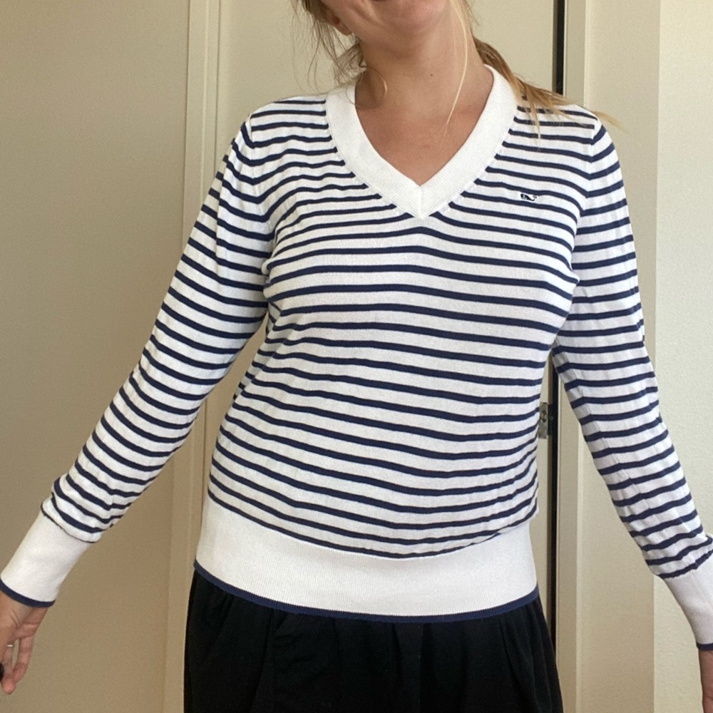 VINYARD VINE V Neck Sweater